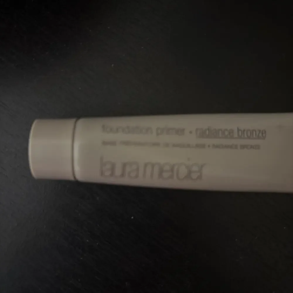 Laura Mercier Foundation Primer Radiance Base .5 Fl Oz Travel Size Discontinued